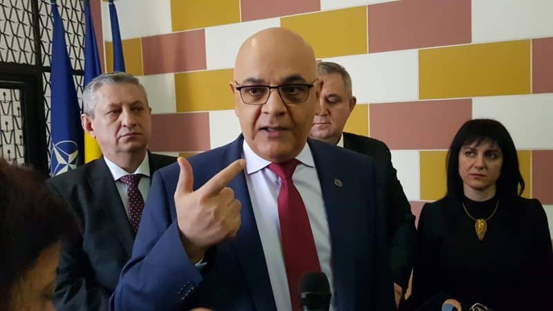 Anchetă la Departamentul pentru Situații de Urgență: Telefonul lui Arafat ar fi fost ridicat. Procurorii vizează mai mulți medici