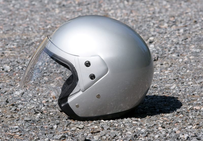 ACCIDENT pe drumul județean DJ 107, în zona Lunca Târnavei. Un motociclist, rănit. Trafic îngreunat