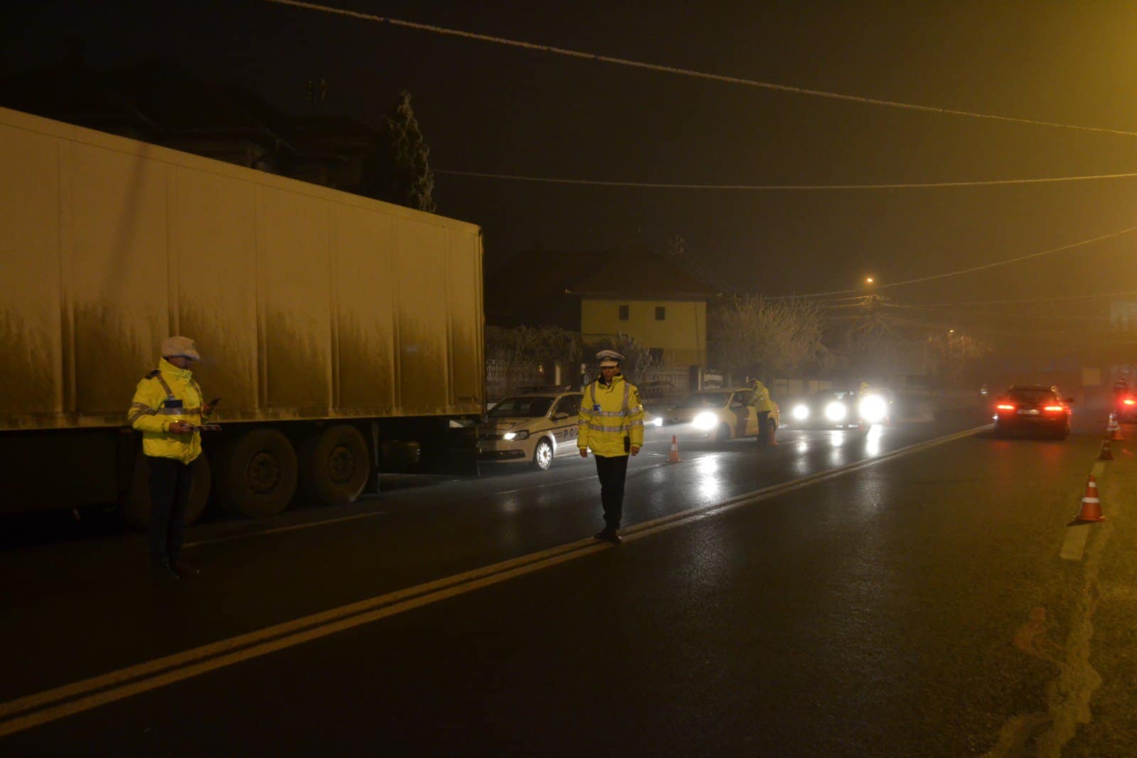 Urmărire în trafic, în Alba: Tânăr prins după ce nu a oprit la semnalul poliției. Avea alcoolemie ridicată