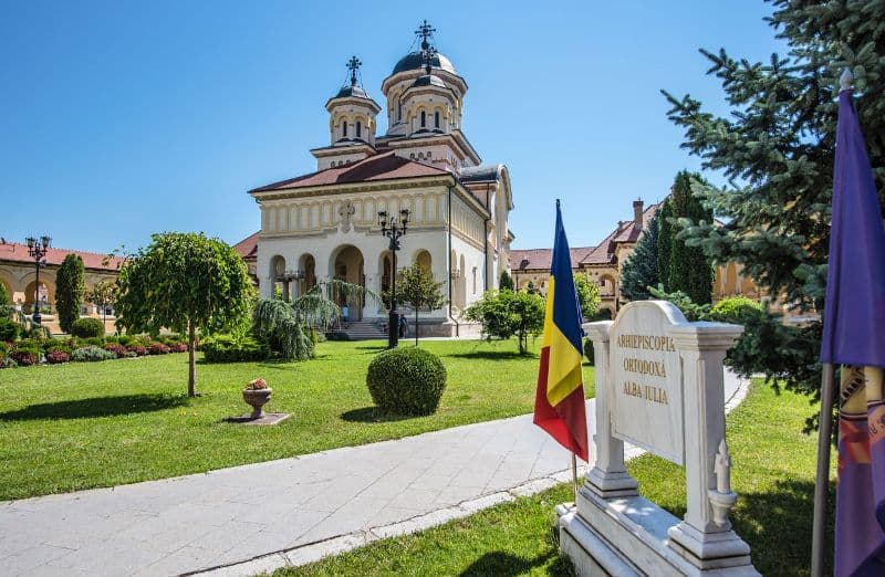 Programul liturgic la Catedrala Încoronării din Alba Iulia în Săptămâna Mare și în ziua de Paște