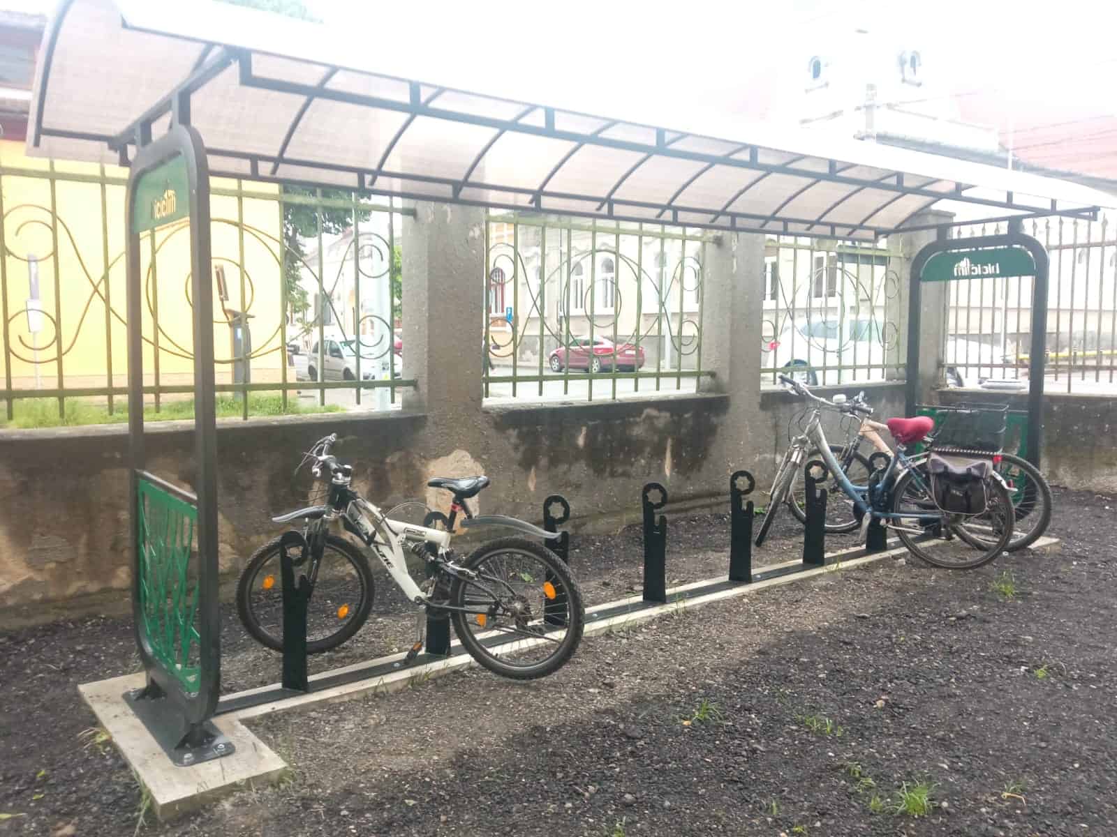 Percheziții în Sebeș, într-un caz de furt de biciclete. A fost reținut un tânăr de 22 de ani