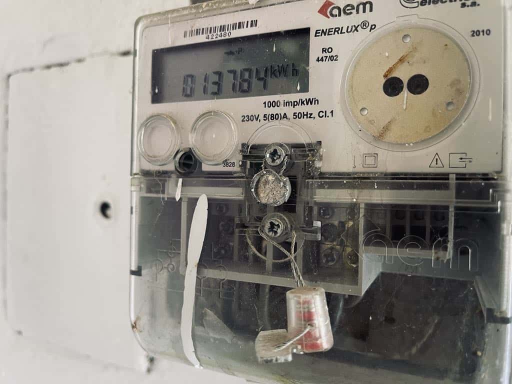 Energia electrică s-a scumpit cel mai mult în noiembrie. Care sunt creșterile de prețuri la produse și servicii