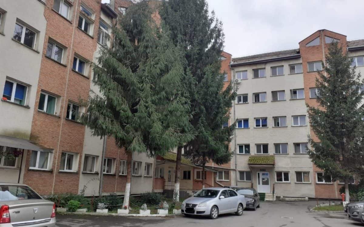 Laboratorul de analize medicale al Spitalului Municipal Aiud, acreditat RENAR. Detalii pentru pacienți