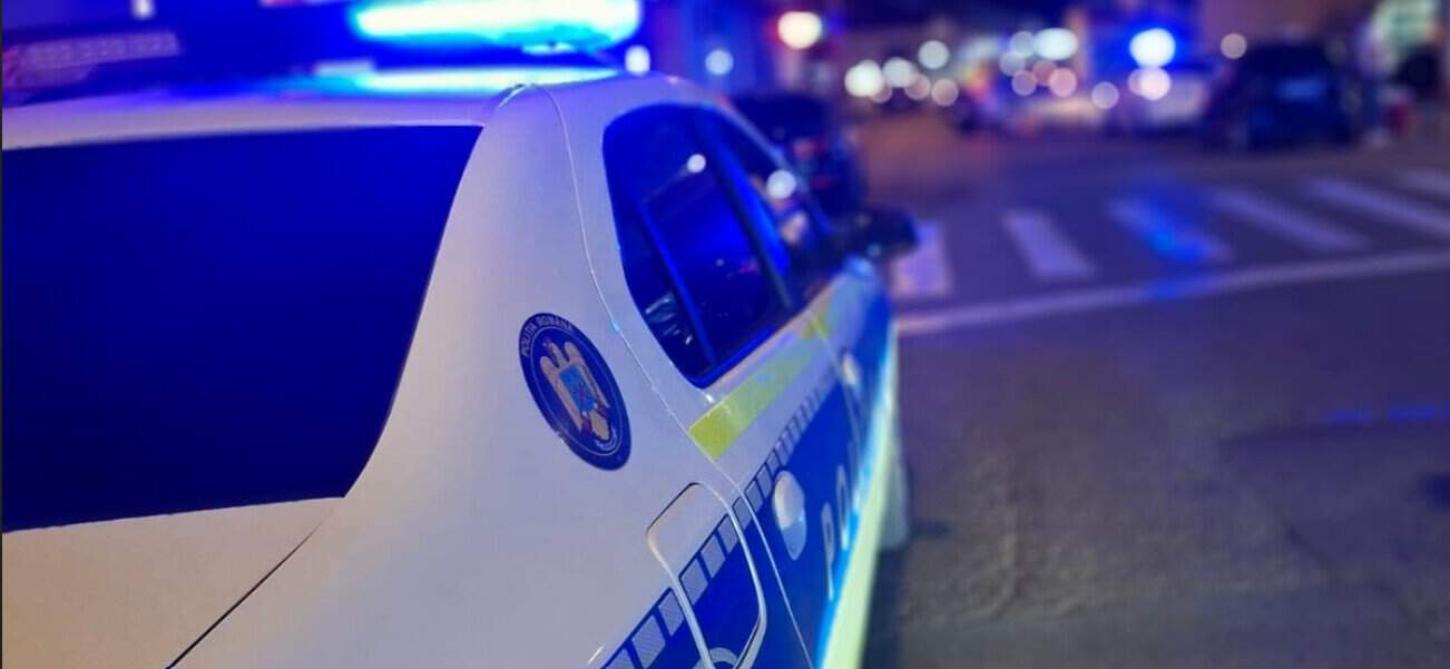 Tânăr din Alba prins la volan fără permis, pe o stradă din Deva. Cum a fost oprit de polițiști