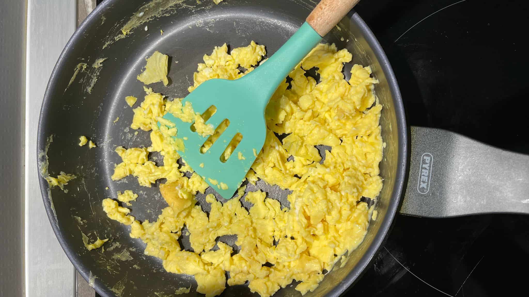 Câte ouă pot fi consumate pe zi, pentru a preveni probleme de sănătate. Opinia experților