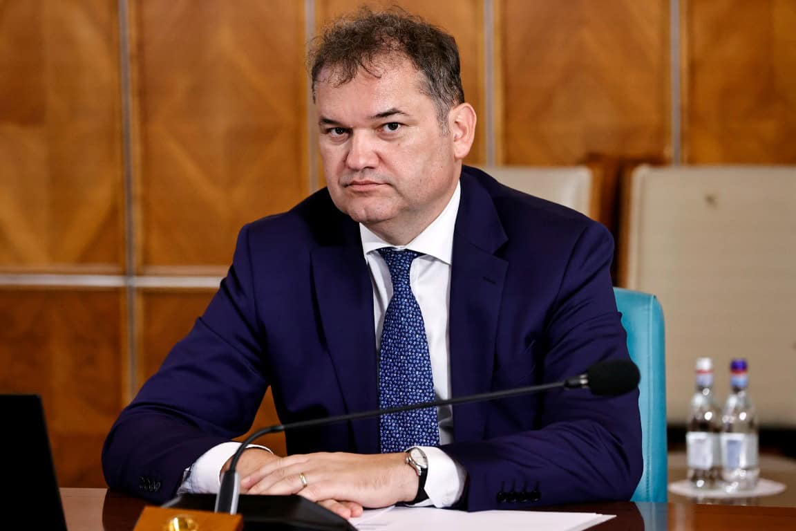 Măsuri dure propuse pentru cei care nu-și plătesc amenzile și impozitele: permis suspendat și interdicție de tranzacționare