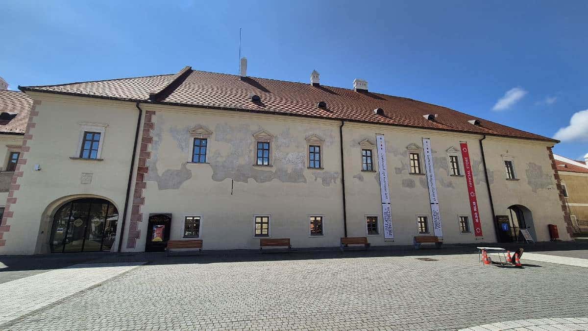 VIDEO: Scandal la Alba Iulia din cauza unei finanțări date de Ungaria Palatului Principilor. Contre istorice între AUR, PSD și PNL