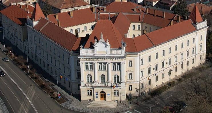 Echipa de conducere a Curții de Apel Alba Iulia, completă. Trei femei magistrat la șefia instanței superioare
