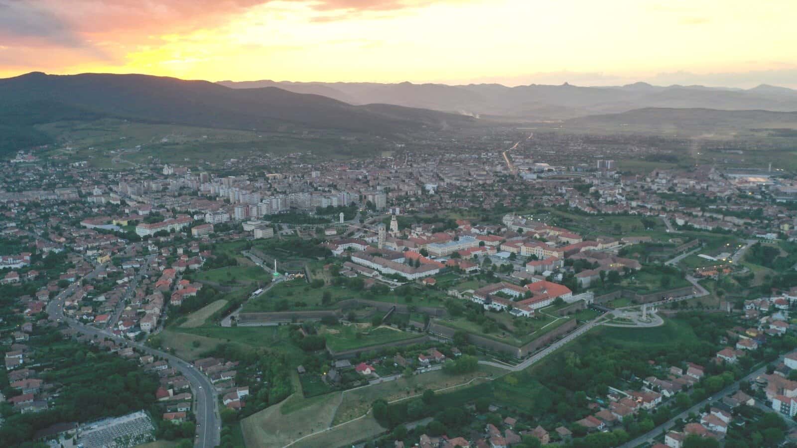 Spații scoase la licitație de Primăria Alba Iulia, în șanțurile Cetății. Care sunt locațiile și prețurile de pornire