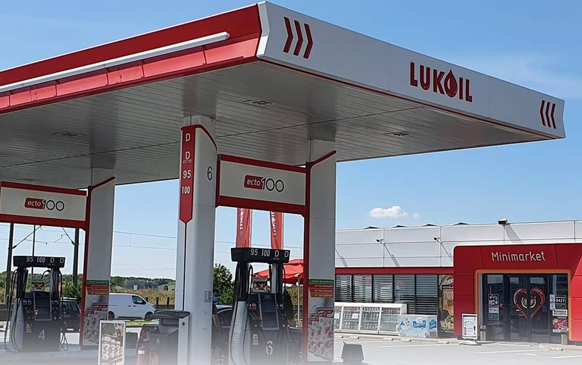Guvernul ia în calcul preluarea activelor Lukoil din România. Executivul nu va cere amânarea sancțiunilor impuse de SUA