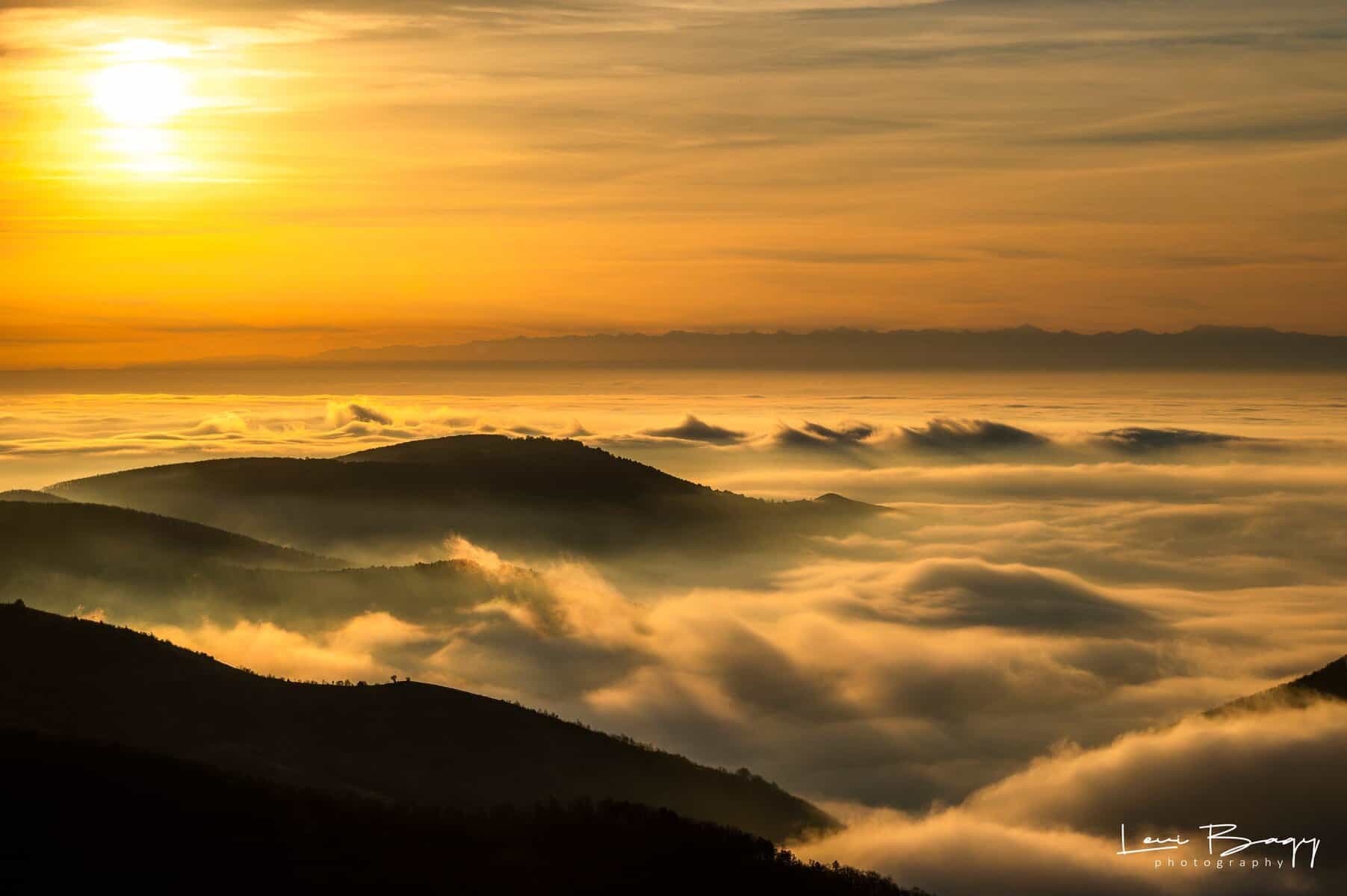 FOTO: Imagini superbe de toamnă surprinse de pe Transapuseana, de Levi Bagy, un fotograf pasionat de peisaje
