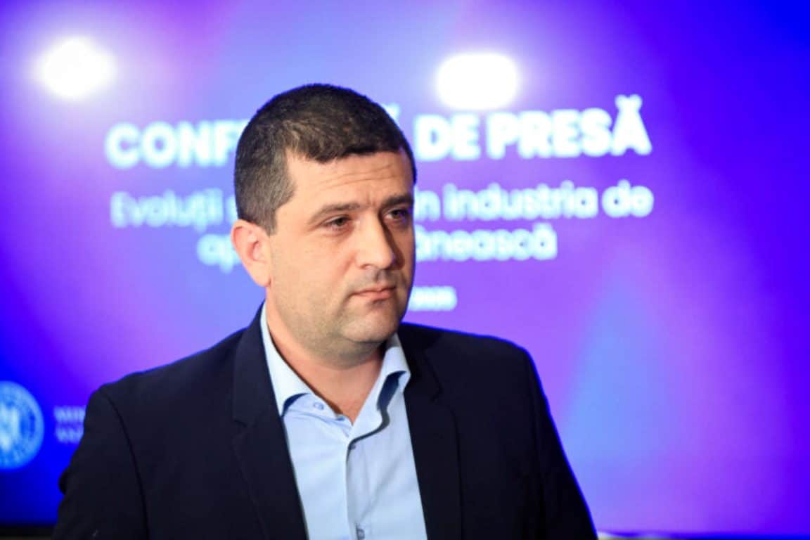 Radu Miruță, propus de USR pentru funcția de ministru al Apărării. Cine va prelua conducerea Ministerului Economiei