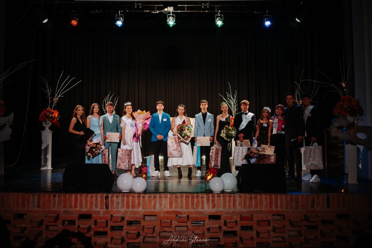 Cine sunt bobocii care au câștigat titlul de ”Miss” și ”Mister” la Balul Bobocilor de la Tehnologic „Ștefan Manciulea” din Blaj