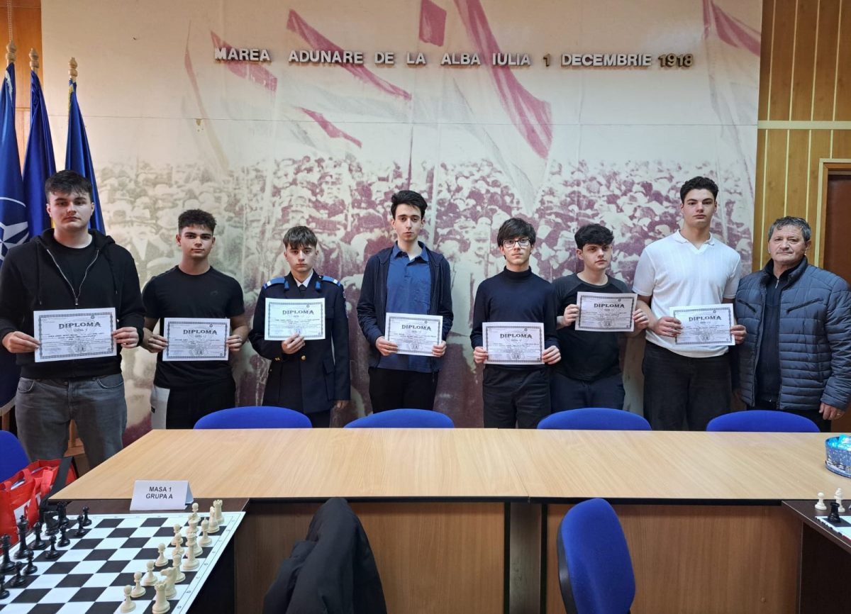 Șahiștii Colegiului Militar din Alba Iulia, premiați la faza județeană a Olimpiadei Naționale a Sportului Școlar