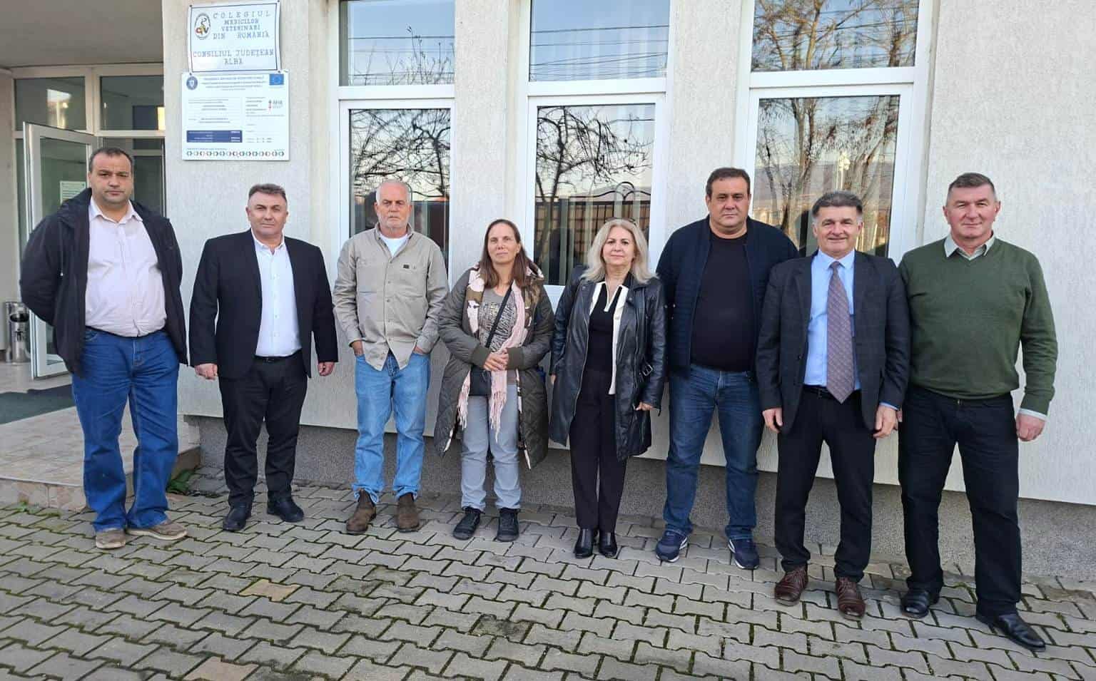 FOTO: Delegație sanitar-veterinară din Israel în județul Alba. Este evaluată posibilitatea de export al ouălor de consum