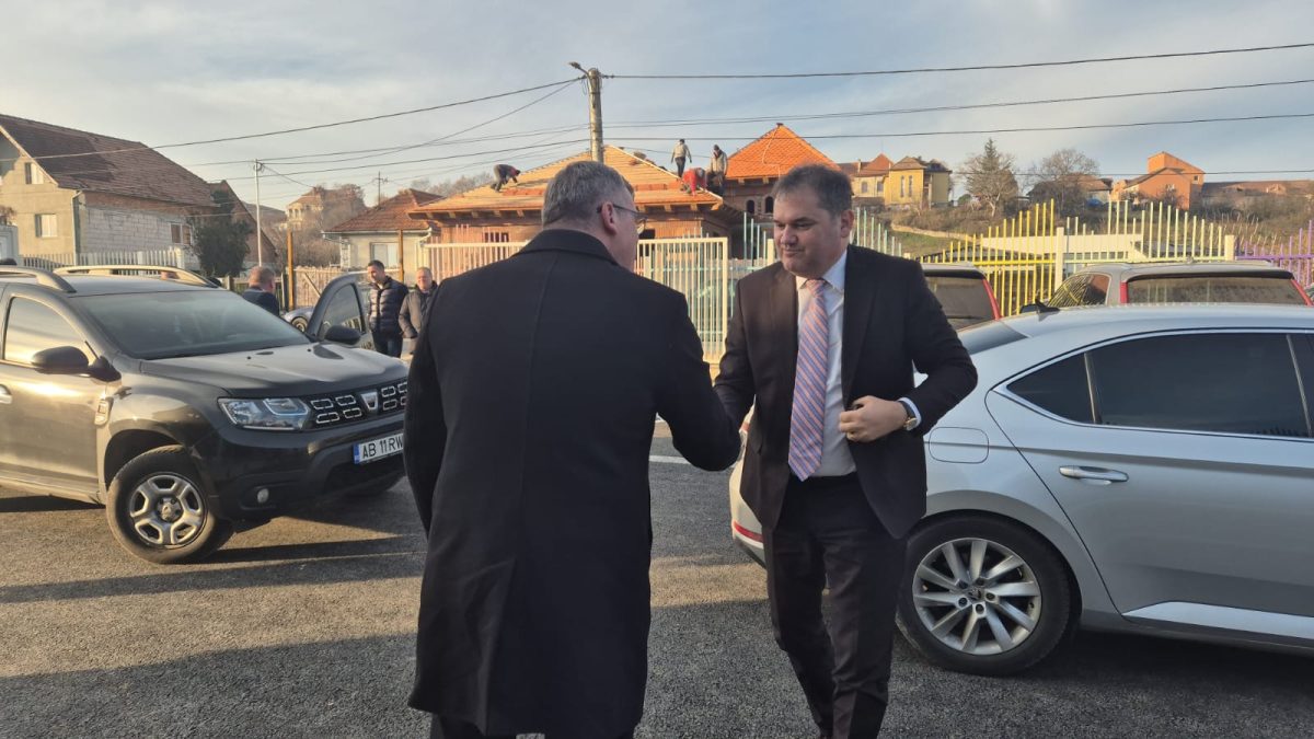 VIDEO: Ministrul Dezvoltării, Attila Cseke, prezent la Aiud, la inaugurarea unei creșe. Construcția ridicată în trei ani