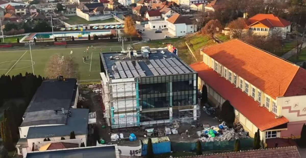 VIDEO: Bibliotecă ultramodernă în Blaj. Stadiul lucrărilor de construcție a ajuns la 75%. Când vor fi finalizate