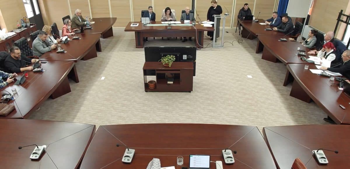 LIVE VIDEO: Ședință de Consiliu Local la Alba Iulia. Ce proiecte vor avea de votat consilierii locali