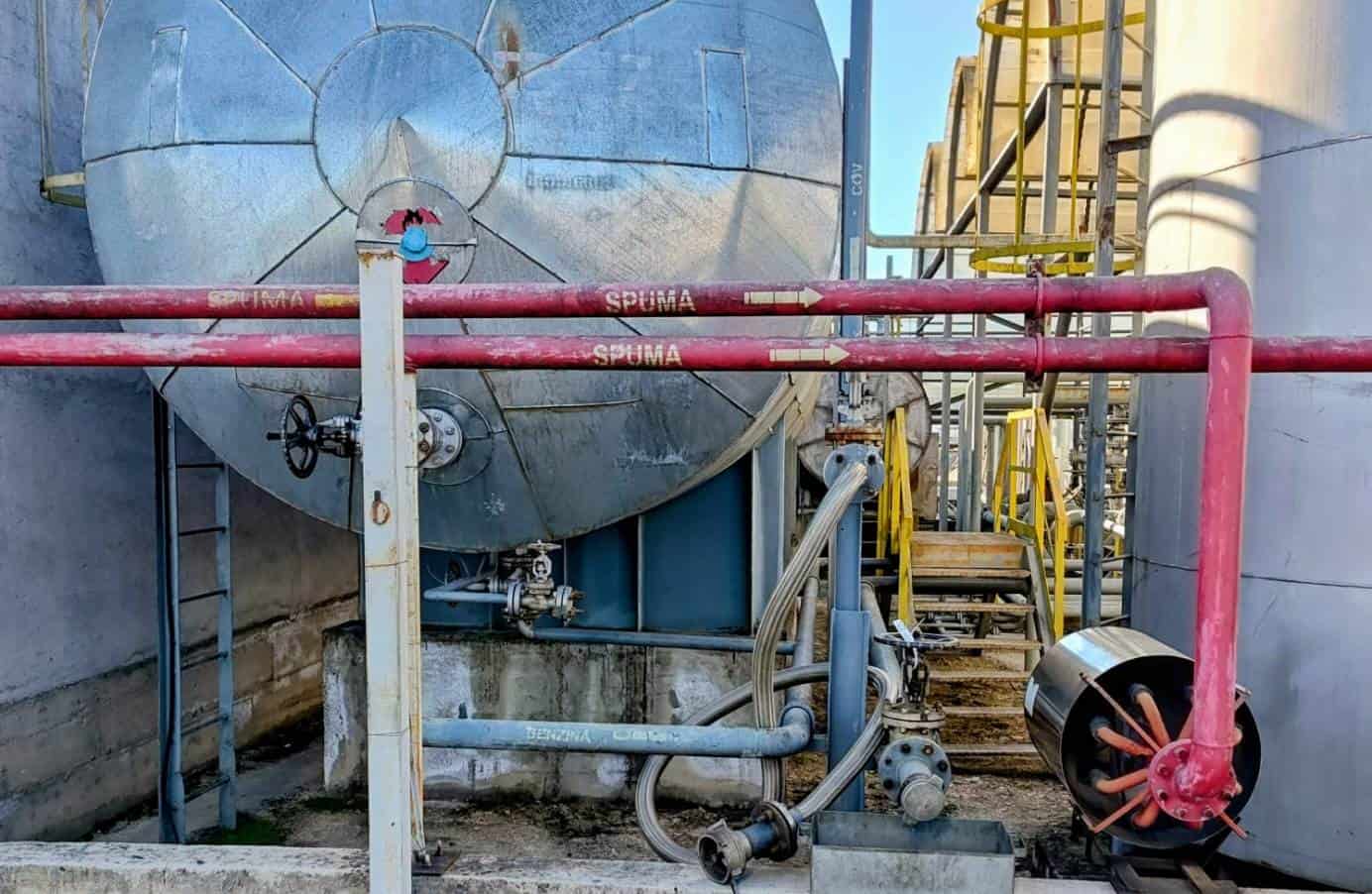Amenzi date de Garda de Mediu după controale la depozite de carburanți din Alba și din alte județe. Ce nereguli au găsit comisarii