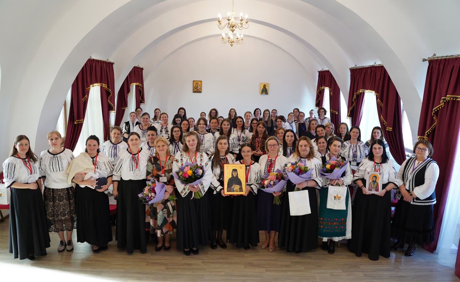 Întâlnirea preoteselor la Alba Iulia. Eveniment în premieră, dedicat credinței și misiunii în Biserică