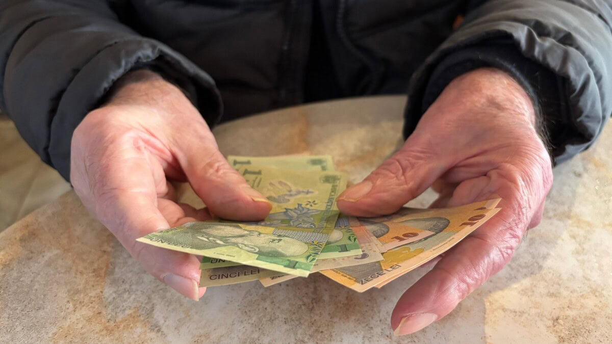 Noi valori pentru pensii și contribuții în 2026: Crește ajutorul de deces și salariul minim. Anunțul Casei Naționale de Pensii