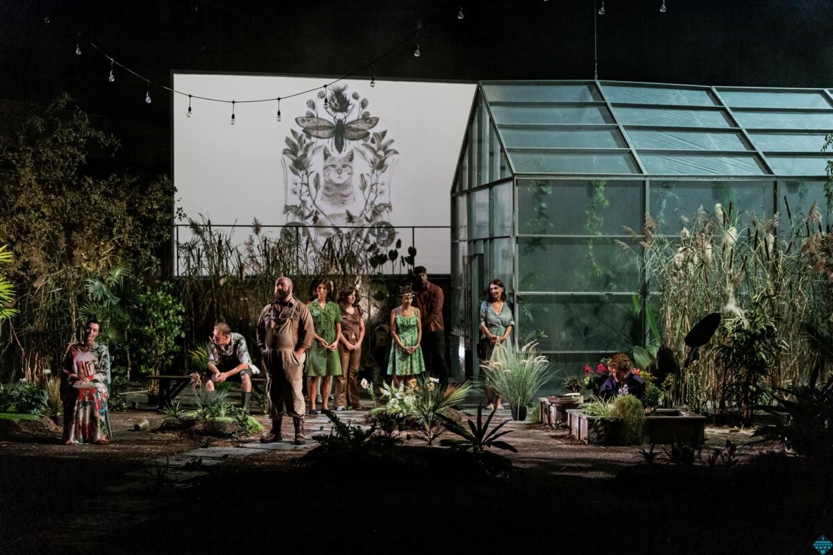 Festivalul Internațional de Teatru Povești la Alba Iulia: ”Ierbar” de Afrim și ”Mândrie și prejudecată” de Mâzgăreanu. PROGRAM