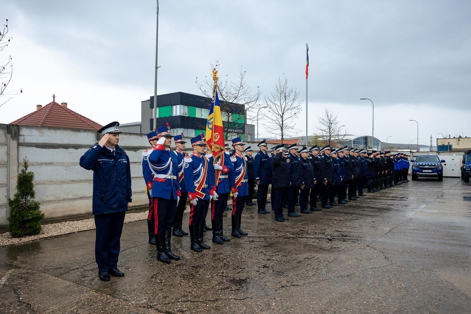 FOTO: Ziua Jandarmeriei Române, sărbătorită la Alba Iulia. Ceremonie militară și înaintări în grad, la sediul IJJ Alba
