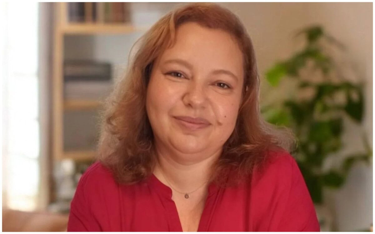 De ce ies elevii din liceu, fără să știe ce vor să facă mai departe. Ateliere gratuite la cafenea, în Alba, cu Ioana Albulescu