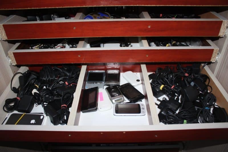telefoane mobile confiscate