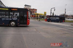 autobuze STP intersectie gara