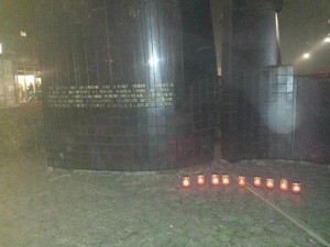 monument eroi revolutie alba iulia 1