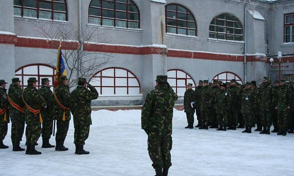 militari iarna 2