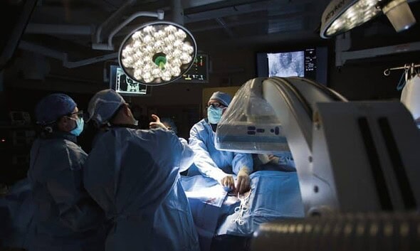 operatie sala pacient