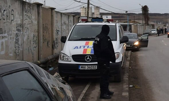 razie perchezitii politia