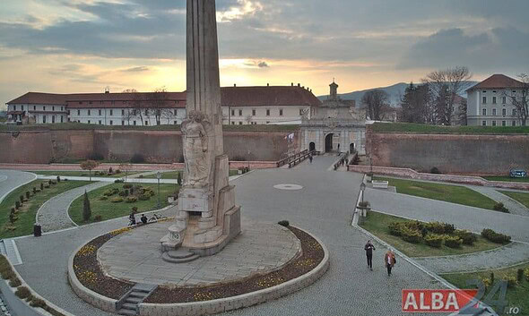 Obelisc Horea Closca si Crisan drona