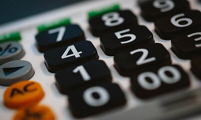 calculator finante economie