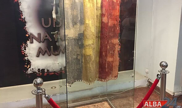 drapel tricolor marea adunare nationala