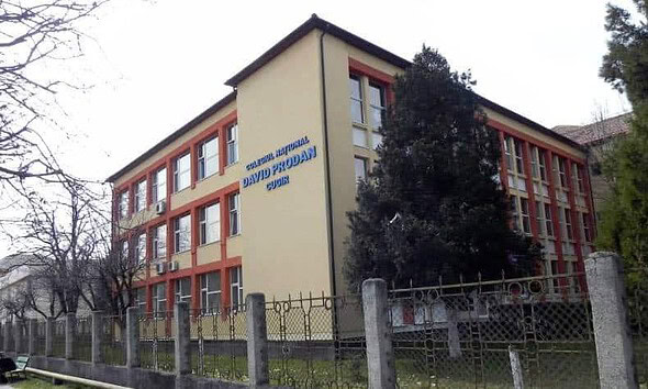 Colegiul National "David Prodan" Cugir