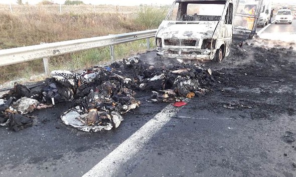 incendiu autoutilitara