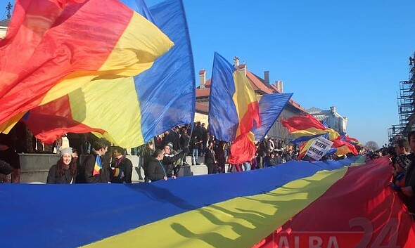 tricolor-1-decembrie