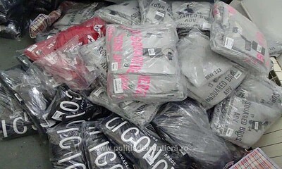 imbracaminte confiscata