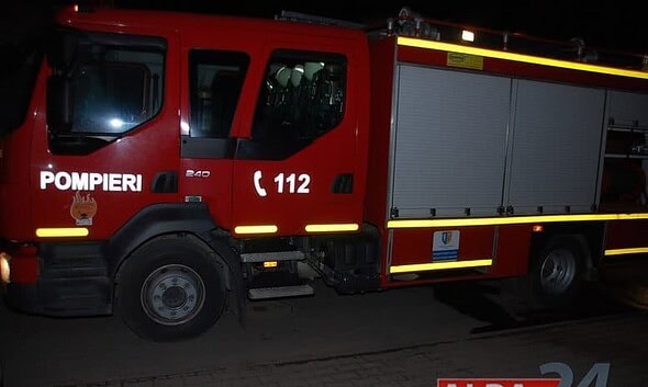 pompieri-isu-incendiu-noaptea_3-e1540839254587