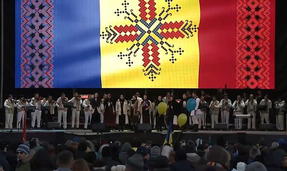 spectacol folcloric