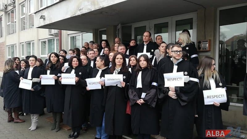 avocati protest