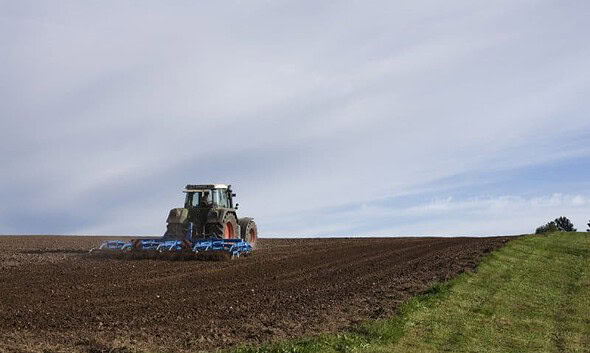 tractor ferma