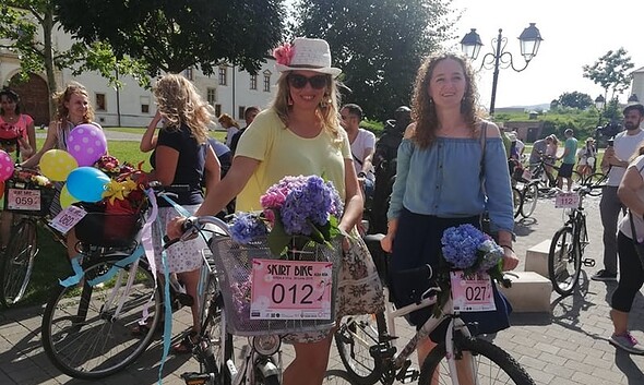 skirt bike