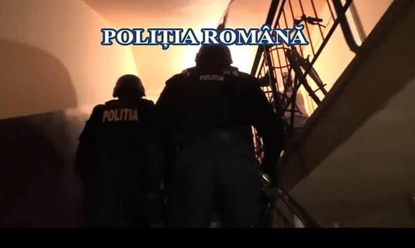 hoți
