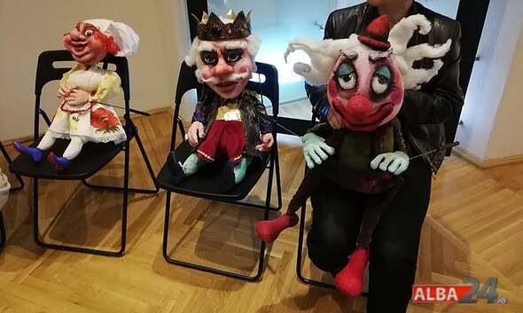 regele suparat pe clovn