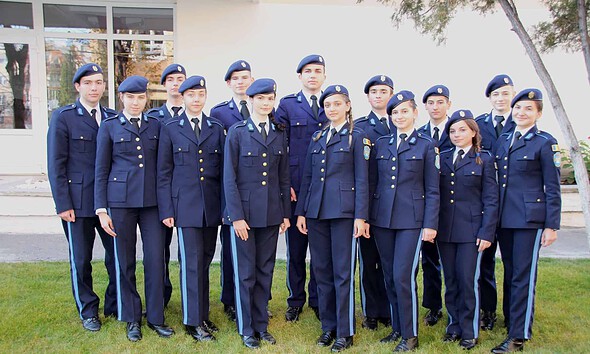 balul bobocilor militari