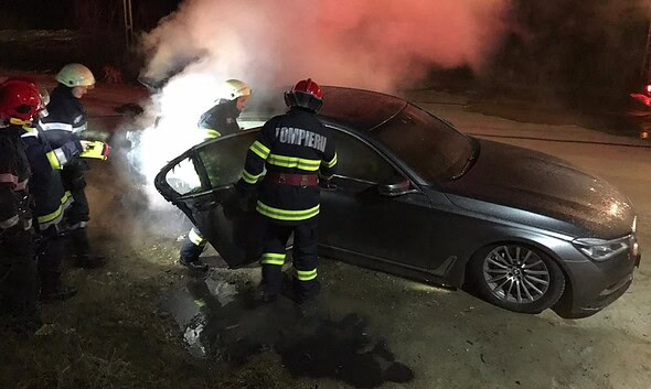incendiu masina
